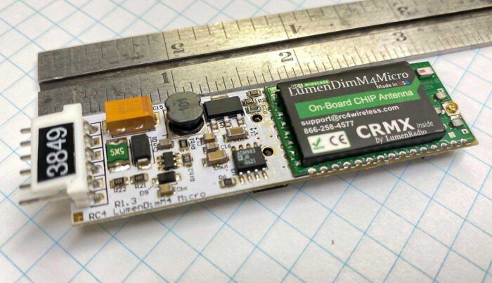 Image of RC4 wireless CRMX DMX 4-channel dimmer LumenDimM4 micro with internal antenna